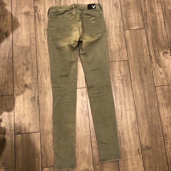 American Eagle Olive denim - Picture 2 of 2